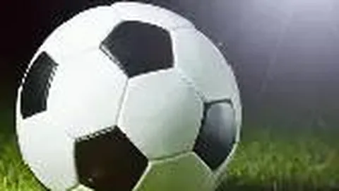 街头流浪者逆袭风云，胜利战队畅快对决，市场脉动尽在掌握！